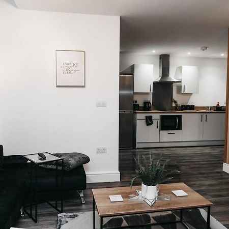 Stunning Modern Heart Of The City Apartment Sheffield Buitenkant foto