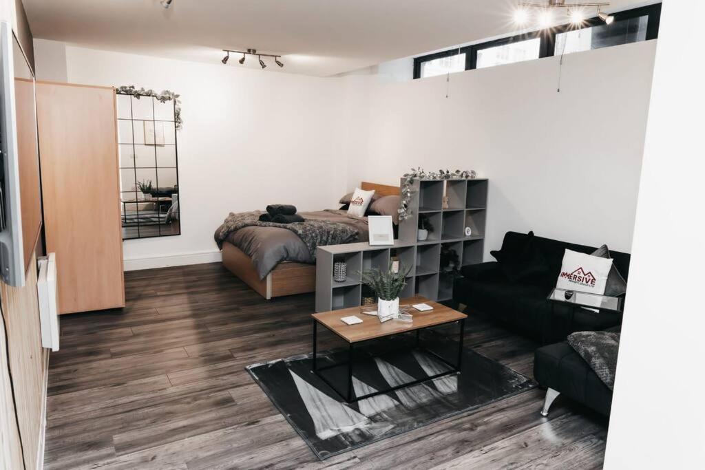 Stunning Modern Heart Of The City Apartment Sheffield Buitenkant foto