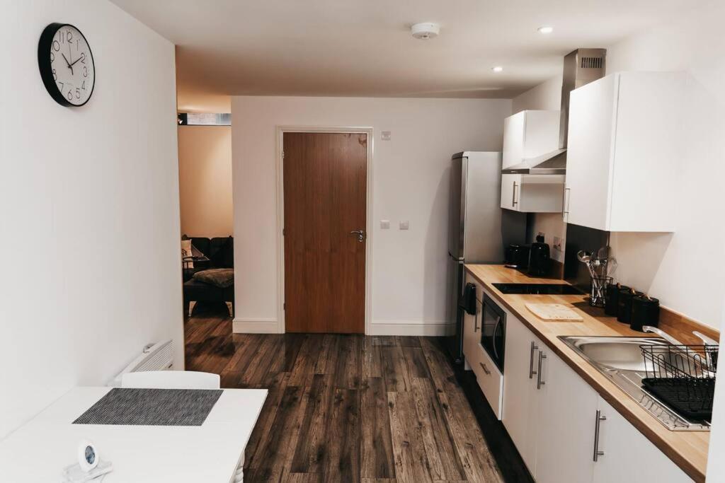 Stunning Modern Heart Of The City Apartment Sheffield Buitenkant foto